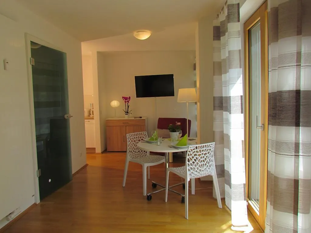 Apartment Amenity-Garden-Apartments Munich