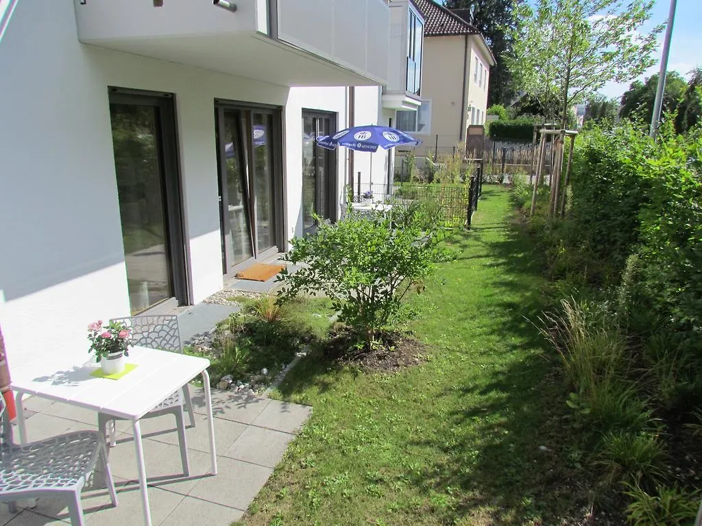 Amenity-Garden-Apartments Munich Apartment